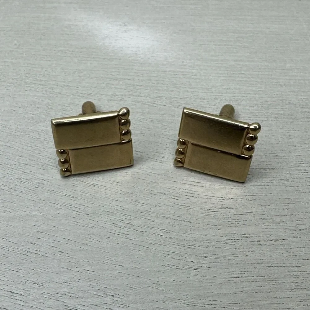 Vintage Swank Men’s Goldtone Gold Cuff Links